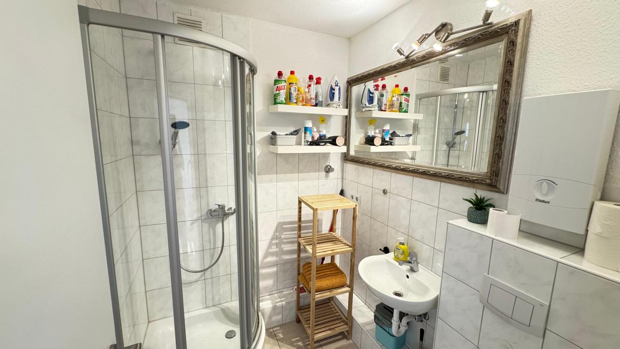 Monteur & Messezimmer Ratingen-Duesseldorf 외부 사진